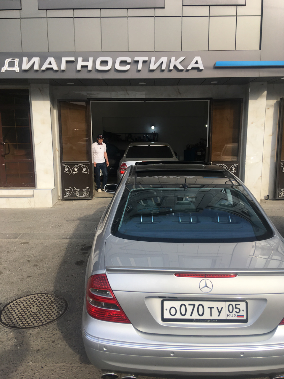 Фото в бортжурнале Mercedes-Benz E-Class (W211)