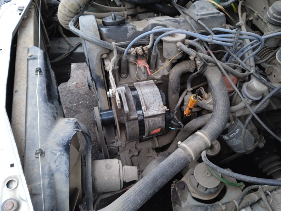 Фото в бортжурнале Audi 100 (C3)