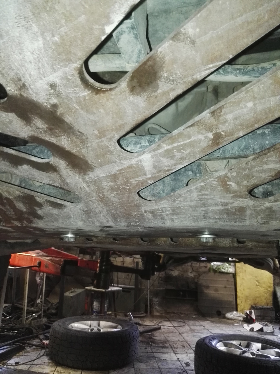 Фото в бортжурнале Nissan Pathfinder (3G)