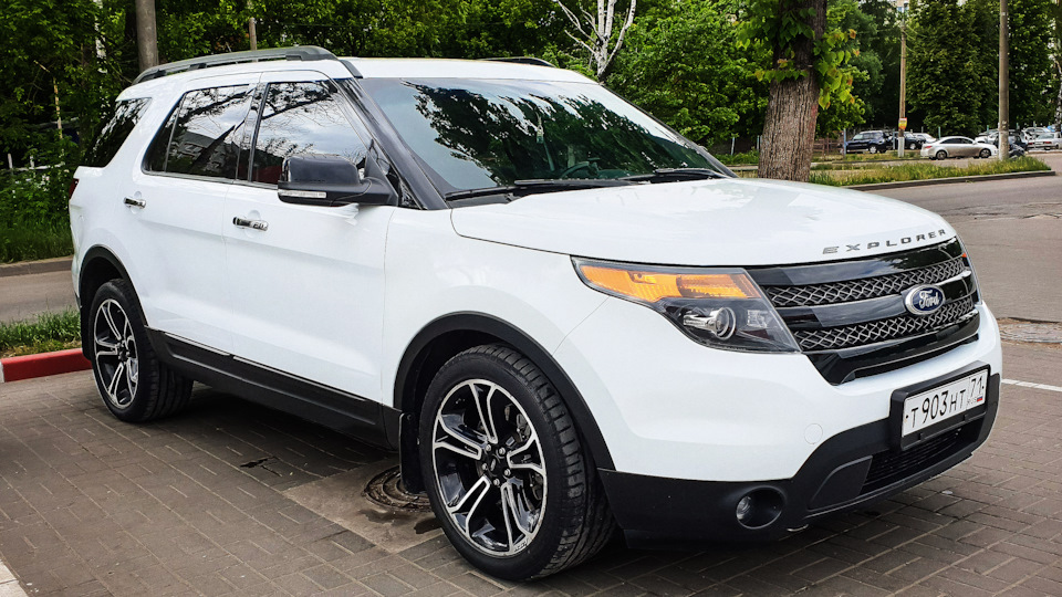 Ford Explorer