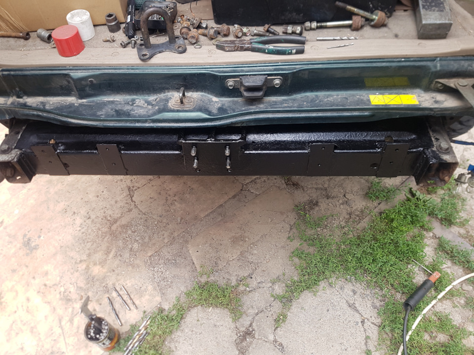 Фото в бортжурнале Nissan Patrol GR II (Y61)