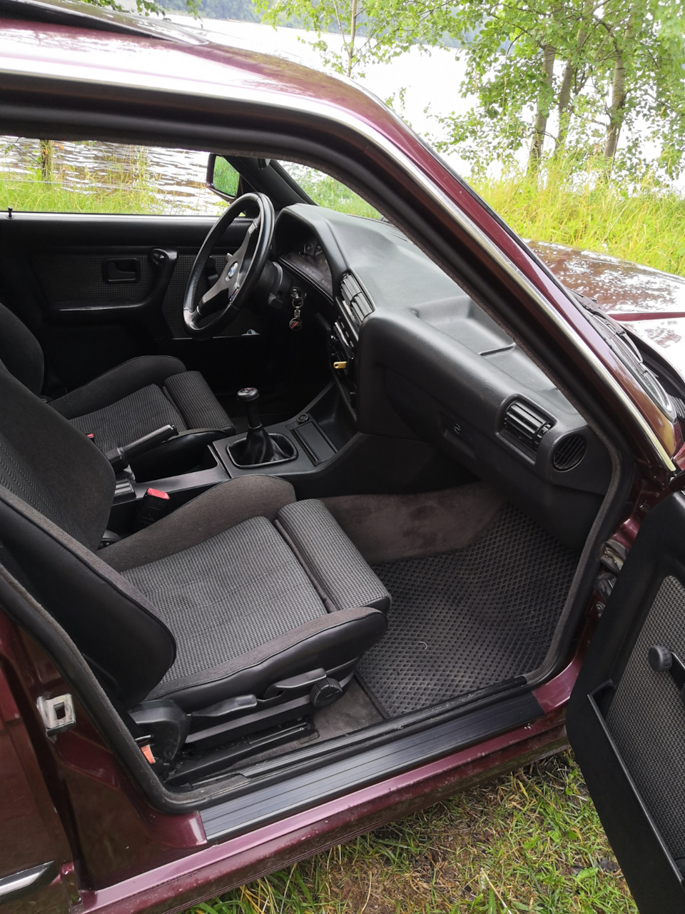 Фото в бортжурнале BMW 3 series (E30)