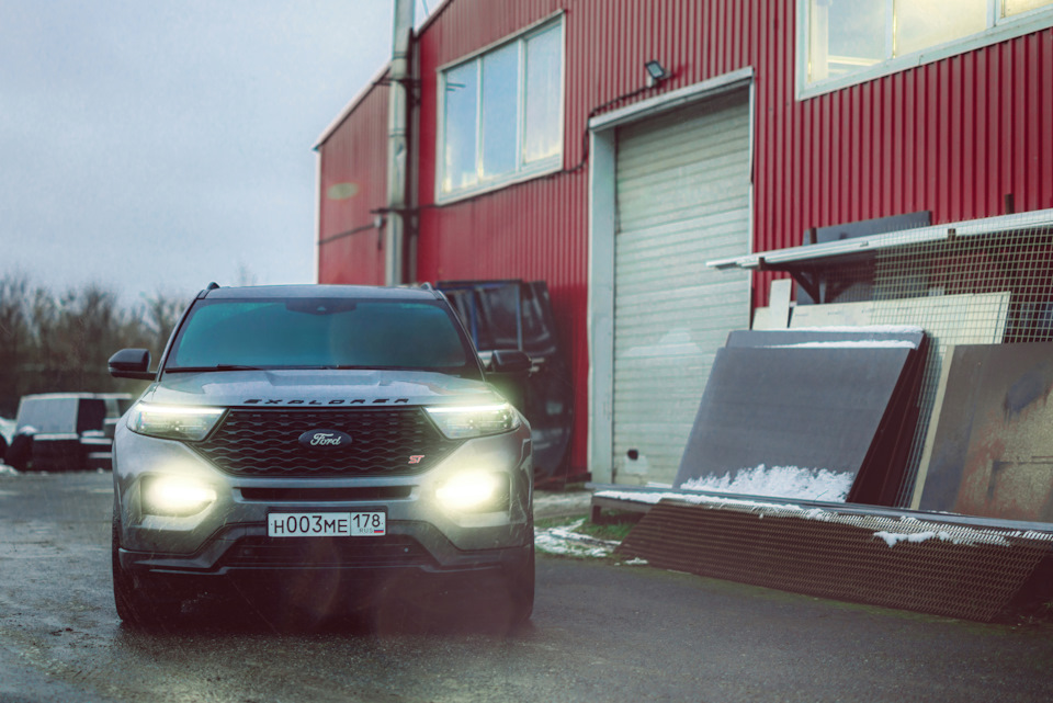 Фото в бортжурнале Ford Explorer (6G)