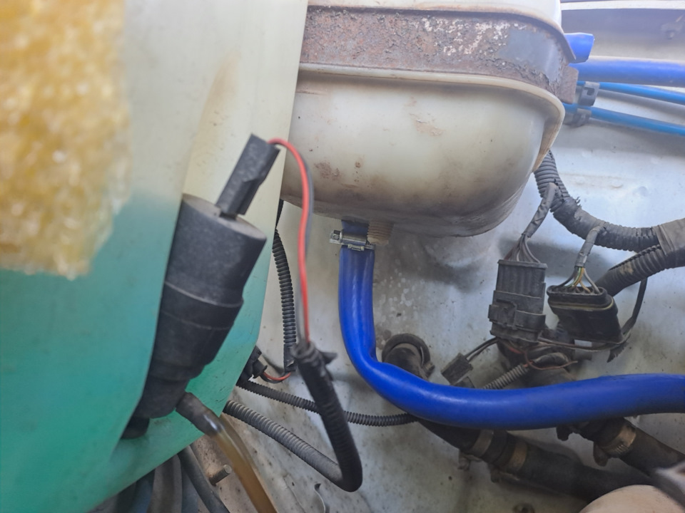 Метра хватило с небольшим запасом, позже изгиб устранил — GAZ 31105