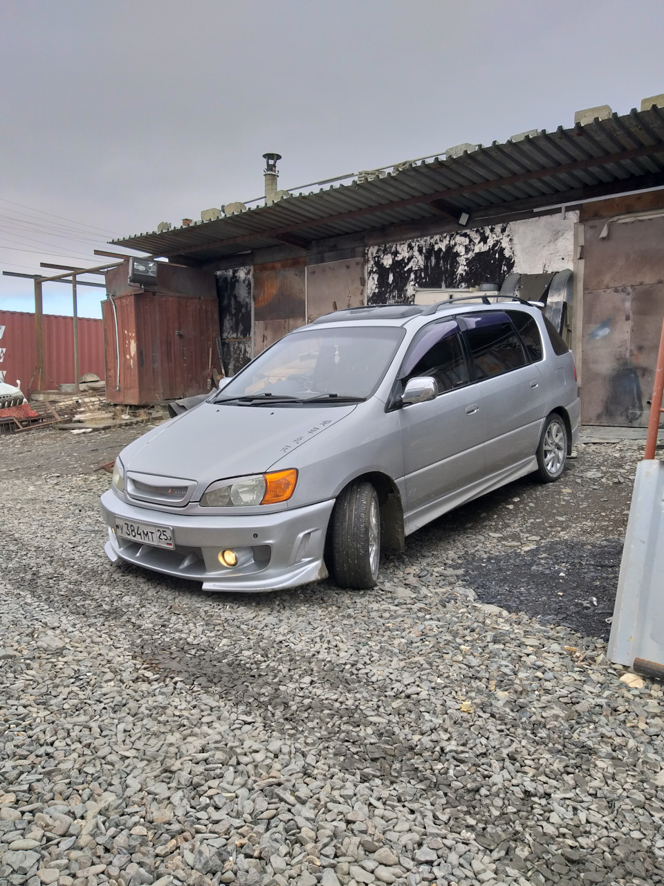 Фото в бортжурнале Toyota Ipsum (10)
