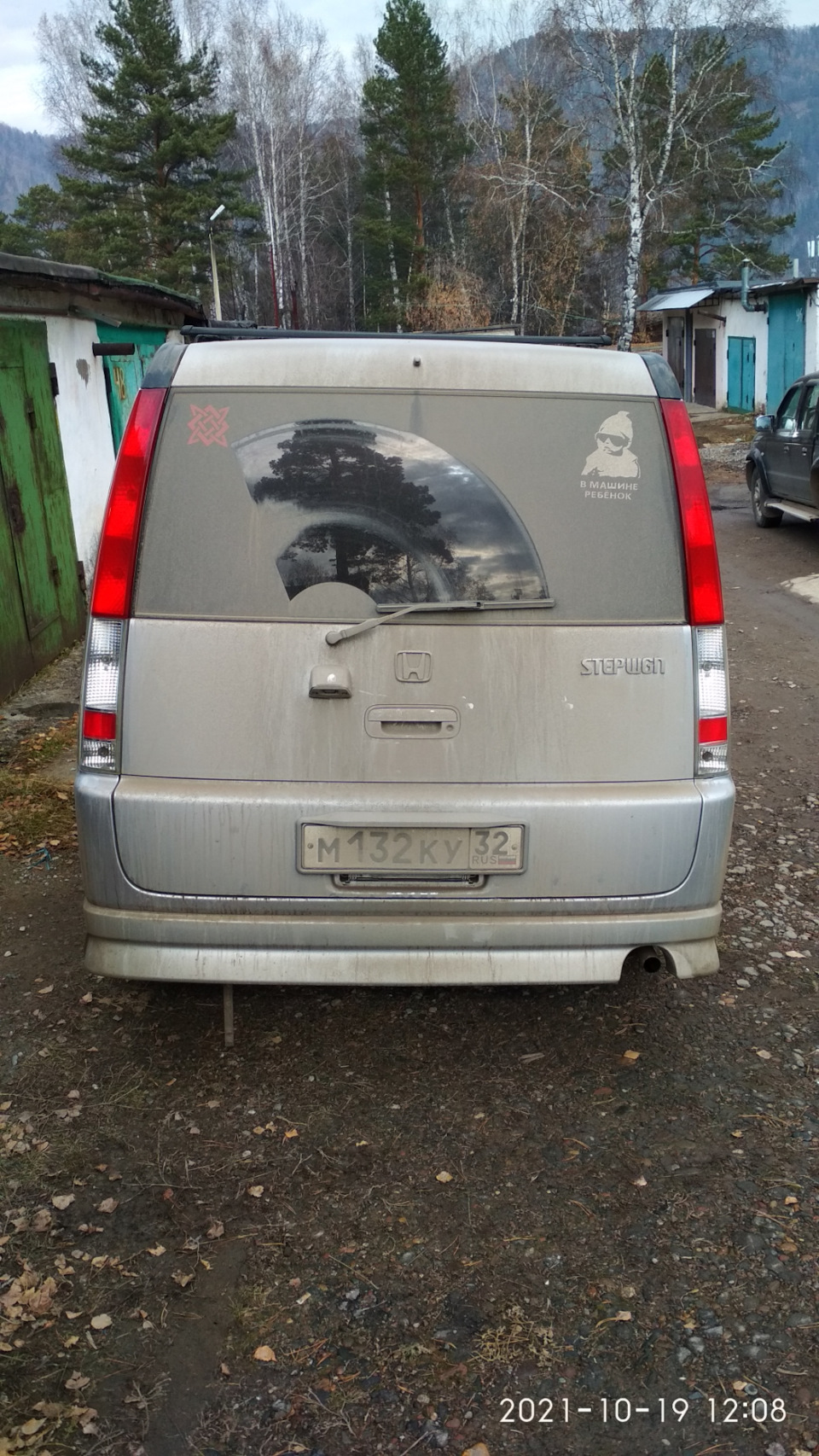 Фото в бортжурнале Honda Stepwgn (1G). Запчасти на фото: 202110