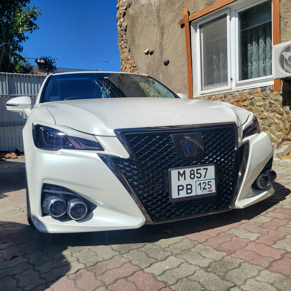 Фото в бортжурнале Toyota Crown Hybrid